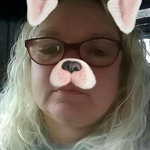 Meet your Posher, Debra